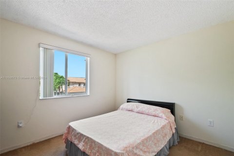 Adosado en venta en Miami, Florida, 3 dormitorios, 154.87 m2 № 1362229 - foto 21