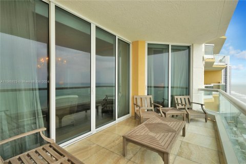 Copropriété à vendre à Sunny Isles Beach, Floride: 3 chambres, 205.69 m2 № 1172591 - photo 30