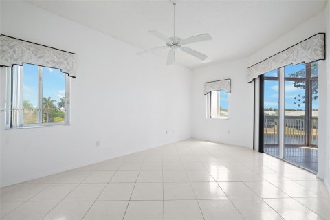 Condominio en venta en Tamarac, Florida, 2 dormitorios, 164.62 m2 № 1172594 - foto 16