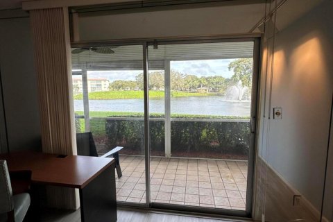 Condominio en venta en Coconut Creek, Florida, 2 dormitorios, 107.4 m2 № 970352 - foto 10