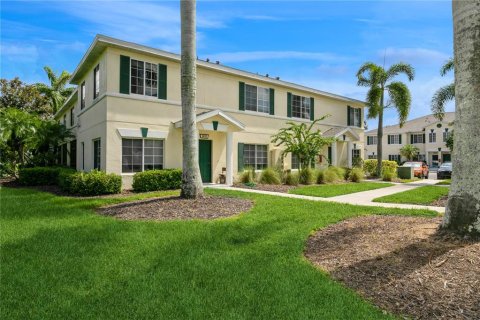 Adosado en venta en Bradenton, Florida, 3 dormitorios, 111.48 m2 № 1315220 - foto 1