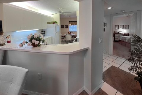 Condominio en venta en Tamarac, Florida, 2 dormitorios, 112.88 m2 № 1000527 - foto 18