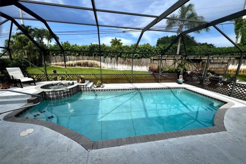 House in Boynton Beach, Florida 3 bedrooms, 203.83 sq.m. № 1303714 - photo 22