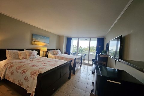 Condo in Fort Lauderdale, Florida, 1 bedroom  № 970517 - photo 4