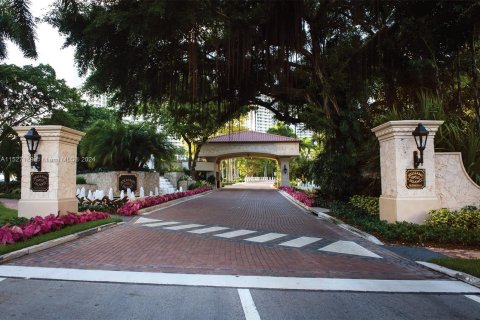 Condo in Aventura, Florida, 3 bedrooms  № 990977 - photo 27