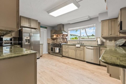 Villa ou maison à vendre à Marathon, Floride: 3 chambres, 184.78 m2 № 1081033 - photo 14