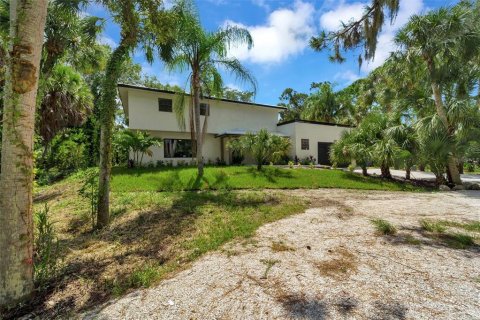 House in Nokomis, Florida 4 bedrooms, 284.28 sq.m. № 1389137 - photo 1