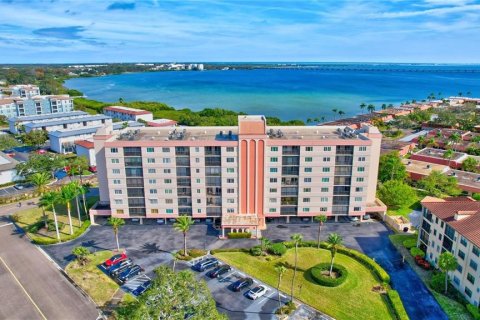 Condominio en venta en Clearwater, Florida, 2 dormitorios, 102.19 m2 № 1389295 - foto 1