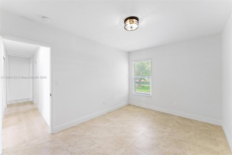 Villa ou maison à vendre à Cutler Bay, Floride: 4 chambres, 181.81 m2 № 1380112 - photo 20