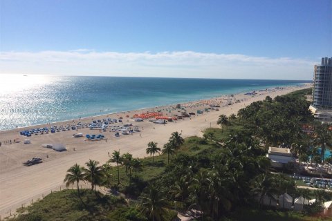 Copropriété à louer à Miami Beach, Floride: 1 chambre, 81.75 m2 № 9467 - photo 1