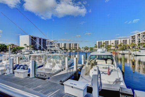 Condo in Boca Raton, Florida, 2 bedrooms  № 1160739 - photo 24