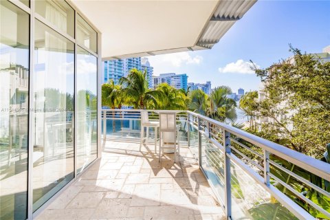 Condominio en venta en Miami Beach, Florida, 3 dormitorios, 222.5 m2 № 949441 - foto 24