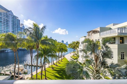 Condominio en venta en Miami Beach, Florida, 3 dormitorios, 222.5 m2 № 949441 - foto 11