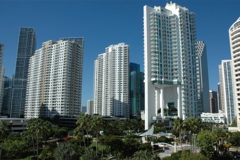 Condo in Miami, Florida, 1 bedroom  № 1362167 - photo 27