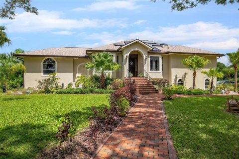 Villa ou maison à vendre à North Port, Floride: 3 chambres, 278.06 m2 № 1367832 - photo 1