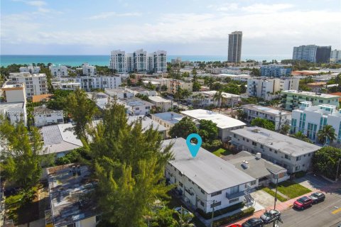 Condo in Miami Beach, Florida, 1 bedroom  № 1242277 - photo 14