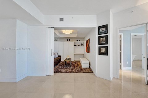 Condominio en venta en North Miami Beach, Florida, 3 dormitorios, 175.86 m2 № 832640 - foto 19