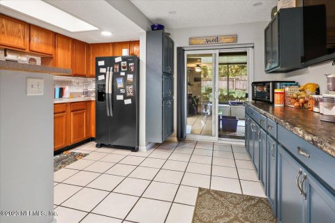 Duplex à vendre à Orange Park, Floride: 4 chambres, 161.65 m2 № 848757 - photo 3