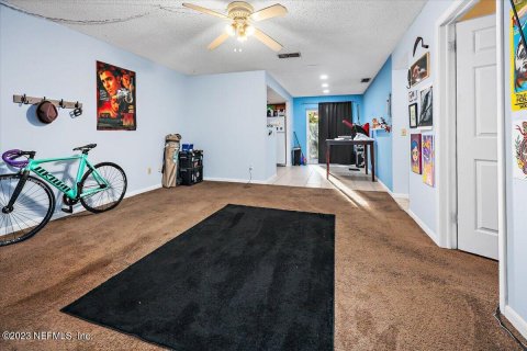 Duplex à vendre à Orange Park, Floride: 4 chambres, 161.65 m2 № 848757 - photo 23