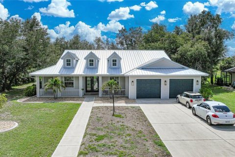 Villa ou maison à vendre à Punta Gorda, Floride: 5 chambres, 279.73 m2 № 1258522 - photo 1