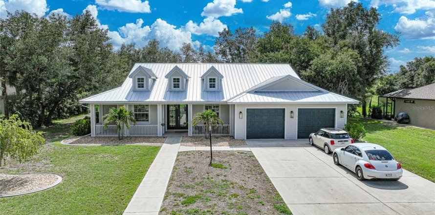 Villa ou maison à Punta Gorda, Floride 5 chambres, 279.73 m2 № 1258522