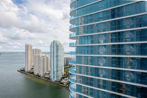 Copropriété à vendre à Miami, Floride: 2 chambres, 96.06 m2 № 1147217 - photo 1