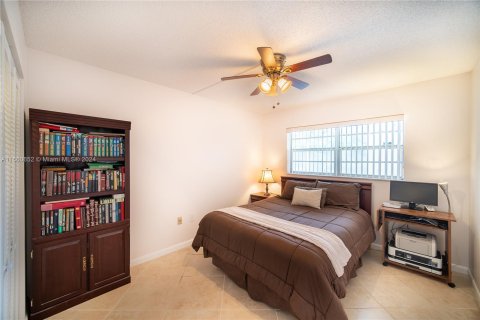 Copropriété à vendre à Miami, Floride: 2 chambres, 133.31 m2 № 1381964 - photo 30