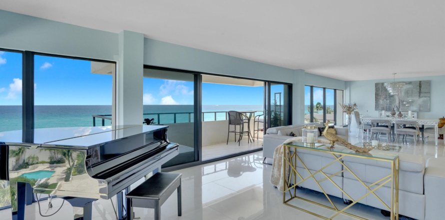 Condominio en Delray Beach, Florida, 2 dormitorios  № 1174521