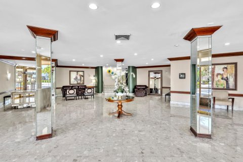 Copropriété à vendre à Hallandale Beach, Floride: 3 chambres, 130.06 m2 № 1174480 - photo 12