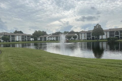 Copropriété à louer à Orlando, Floride: 2 chambres, 99.5 m2 № 1365249 - photo 12