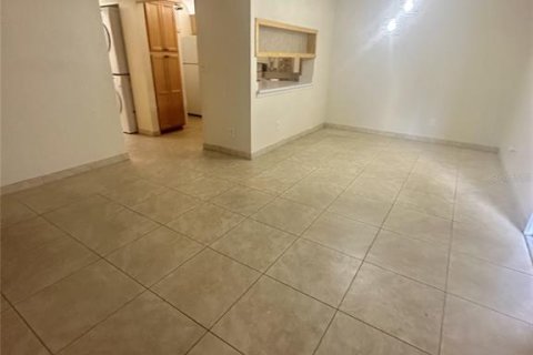 Condominio en alquiler en Orlando, Florida, 2 dormitorios, 99.5 m2 № 1365249 - foto 3