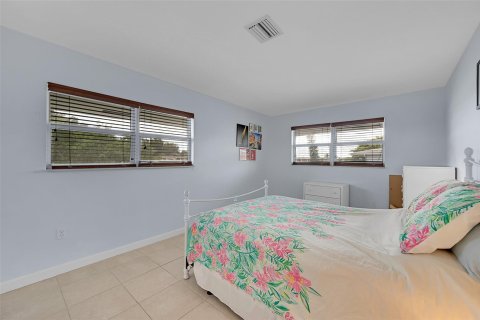 Condo in Plantation, Florida, 2 bedrooms  № 1092224 - photo 11