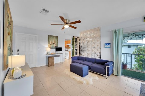 Condo in Plantation, Florida, 2 bedrooms  № 1092224 - photo 18