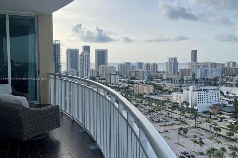 Copropriété à vendre à Hallandale Beach, Floride: 2 chambres, 125.79 m2 № 1269747 - photo 15