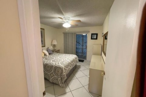 Copropriété à vendre à Boynton Beach, Floride: 2 chambres, 75.72 m2 № 602185 - photo 15