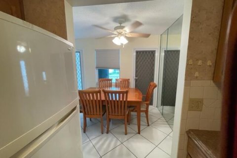 Condominio en venta en Boynton Beach, Florida, 2 dormitorios, 75.72 m2 № 602185 - foto 23