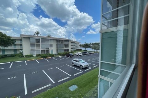 Condominio en venta en Boynton Beach, Florida, 2 dormitorios, 75.72 m2 № 602185 - foto 12