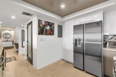 Copropriété à vendre à Fort Lauderdale, Floride: 1 chambre, 95.04 m2 № 1223007 - photo 6