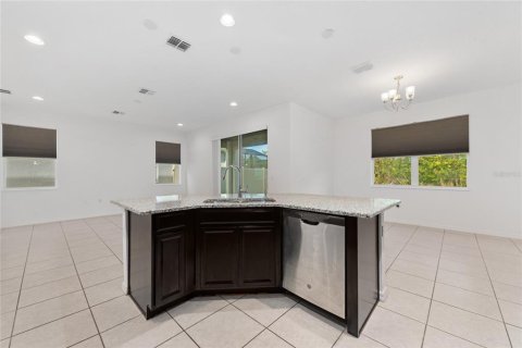 Villa ou maison à louer à Kissimmee, Floride: 4 chambres, 231.33 m2 № 1363171 - photo 18