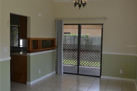 House in Kissimmee, Florida 4 bedrooms, 160.91 sq.m. № 1363230 - photo 7