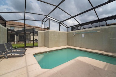 Touwnhouse à vendre à Kissimmee, Floride: 4 chambres, 177.81 m2 № 811650 - photo 24