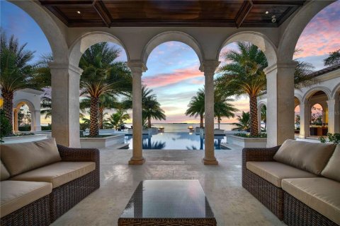 Villa ou maison à vendre à Fort Myers, Floride: 7 chambres, 1215.44 m2 № 589591 - photo 25