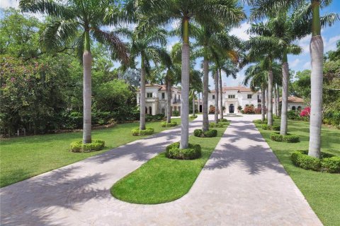 Villa ou maison à vendre à Fort Myers, Floride: 7 chambres, 1215.44 m2 № 589591 - photo 6