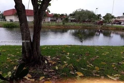 Condominio en venta en Miami Gardens, Florida, 1 dormitorio, 72 m2 № 959026 - foto 7