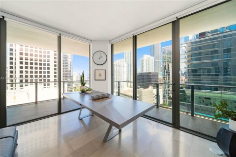 Condo in Miami, Florida, 2 bedrooms  № 1369246 - photo 6