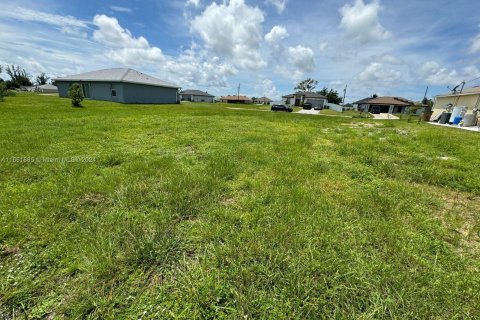 Terrain à vendre à Cape Coral, Floride № 1369189 - photo 1