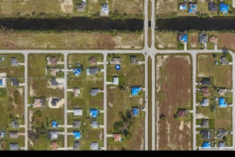 Land in Cape Coral, Florida № 1369189 - photo 3