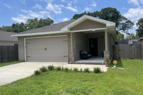 Villa ou maison à louer à Niceville, Floride: 3 chambres, 182.09 m2 № 589993 - photo 1