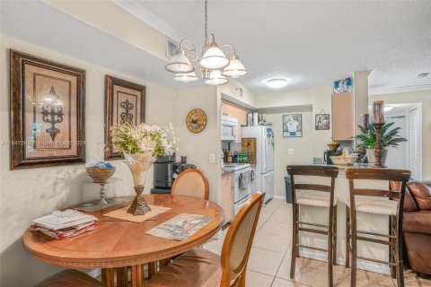 Copropriété à vendre à Miramar, Floride: 3 chambres, 107.77 m2 № 1330207 - photo 6