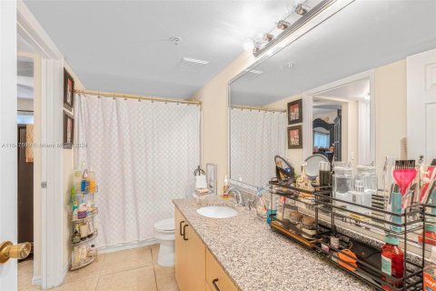 Copropriété à vendre à Miramar, Floride: 3 chambres, 107.77 m2 № 1330207 - photo 12